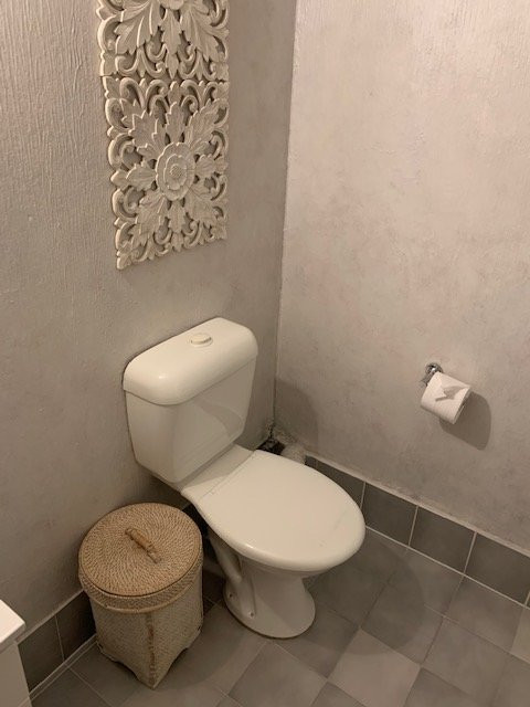 拜伦贵族度假村主图