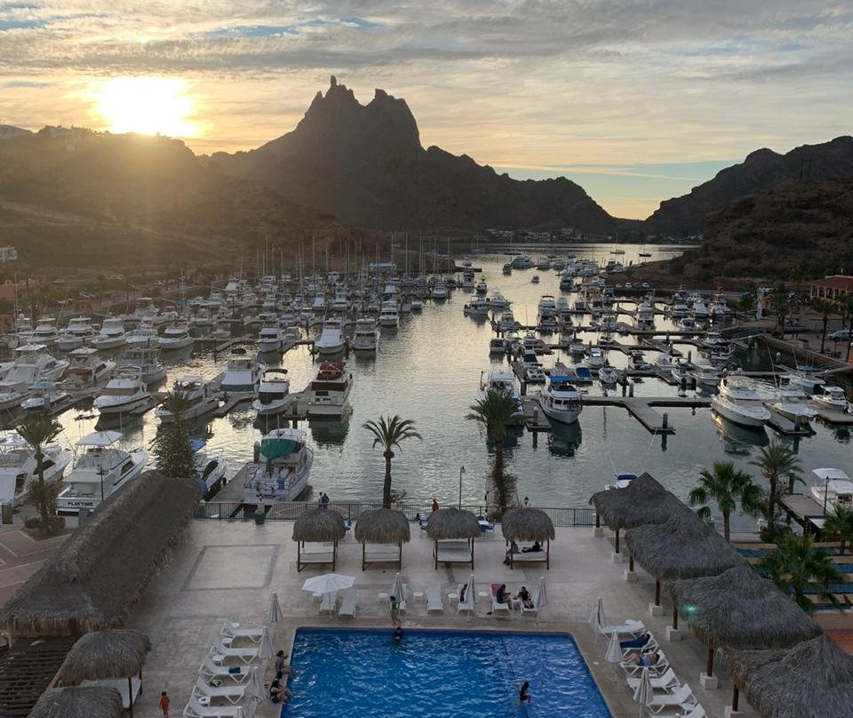 Marinaterra Hotel & Spa主图