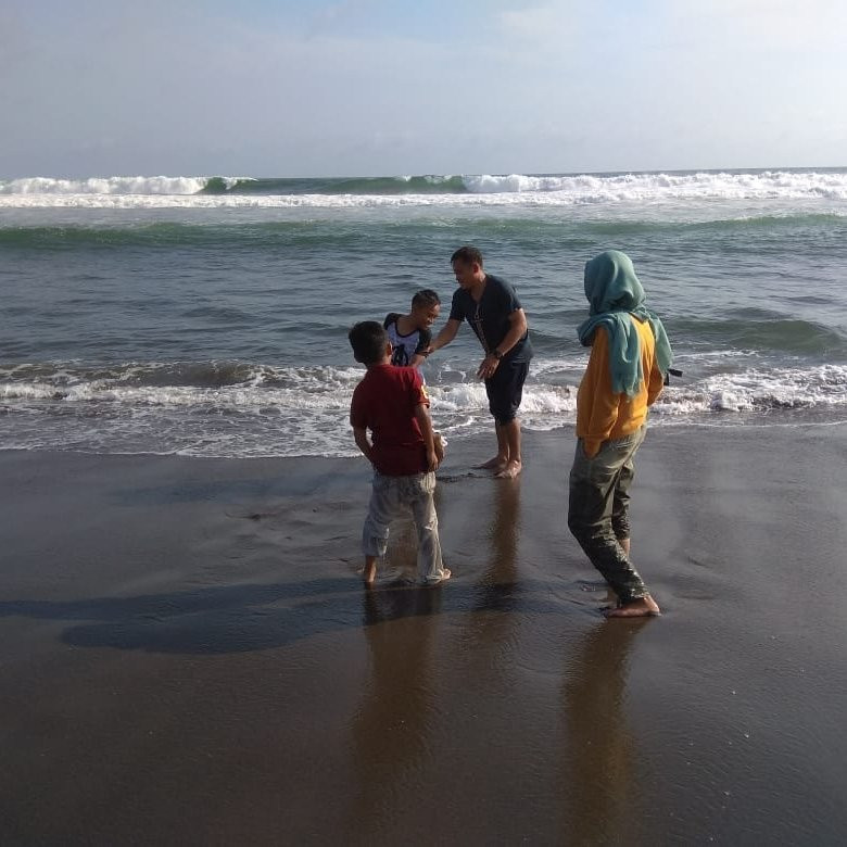 Petanahan Beach-Karanggadung必去景点