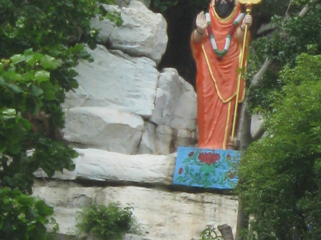 Akka Mahadevi Caves景点图片