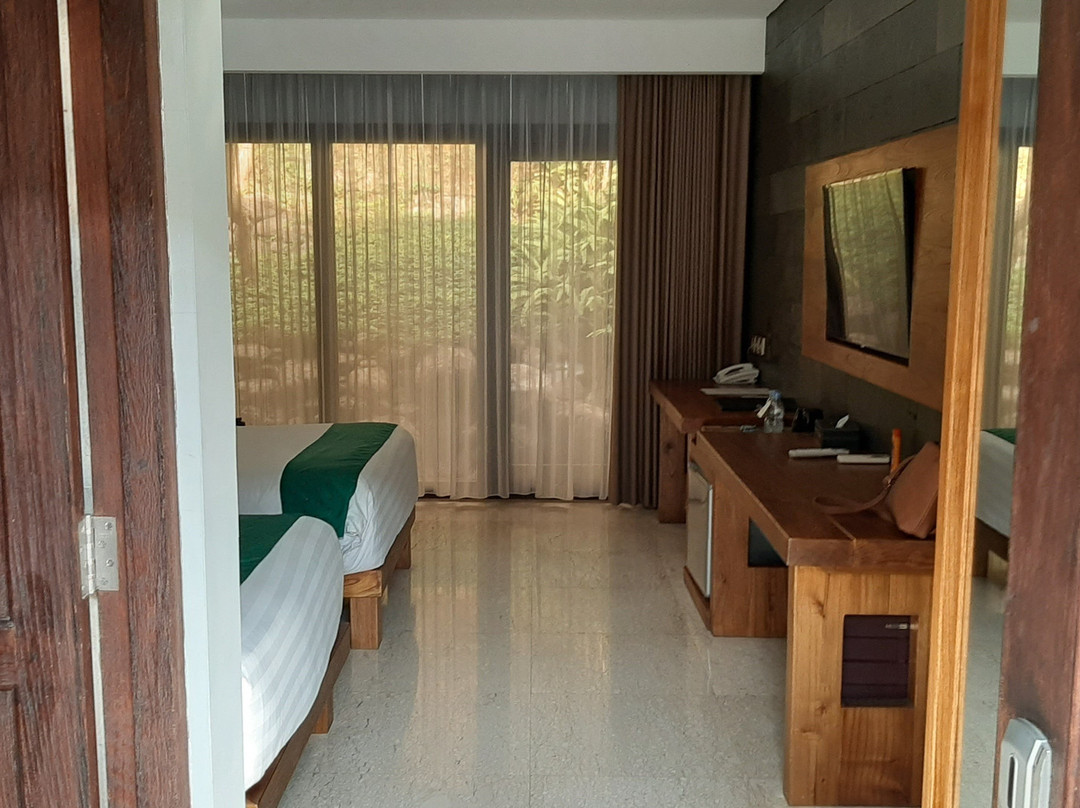 The Westlake Resort Yogyakarta主图