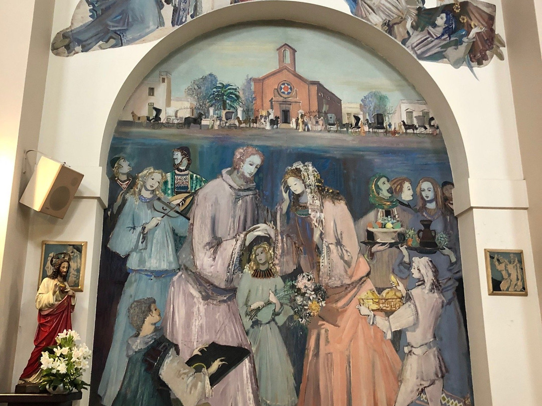 Parroquia Santa Ana-Glew必去景点