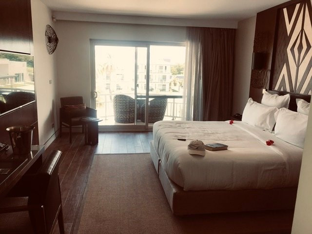 纳迪湾度假酒店主图