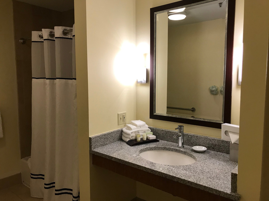 乌马萨洛厄尔会议酒店