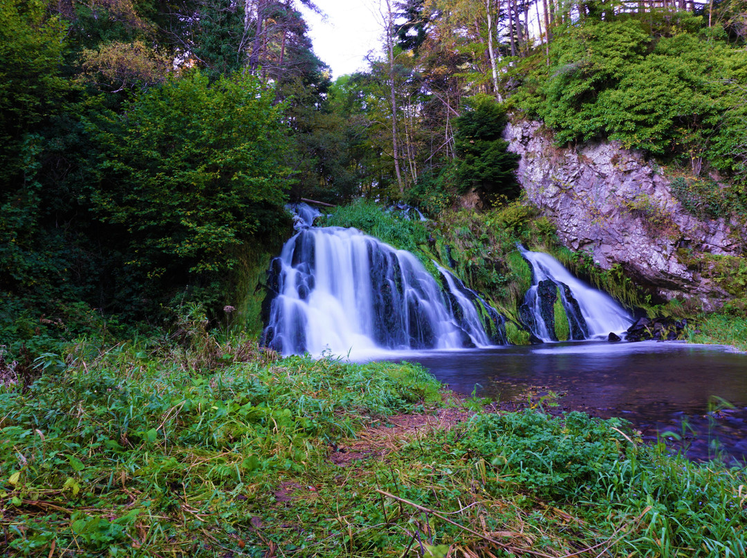 Dess Waterfall-Dess必去景点