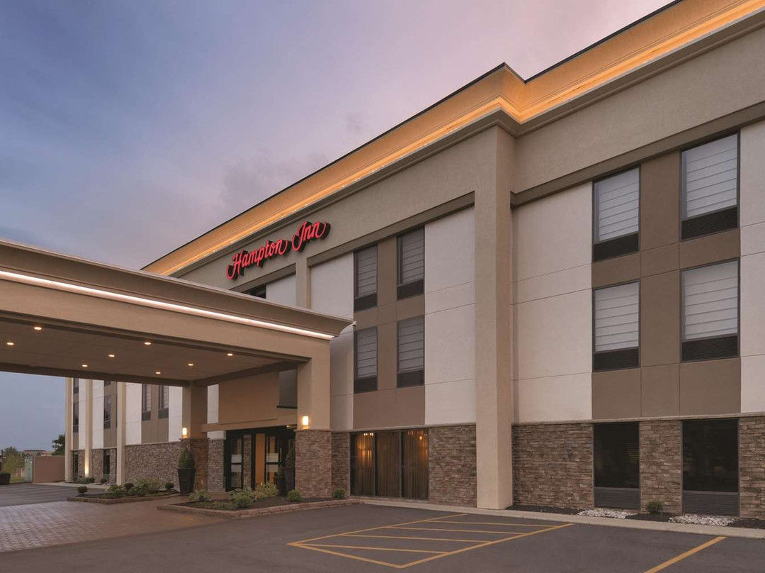 Hampton Inn Cincinnati-Kings Island主图