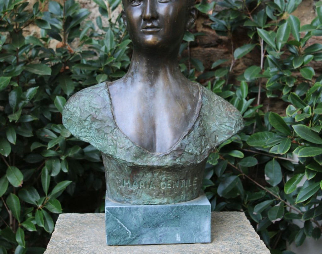 Stèle Maria Gentile à Oletta景点图片