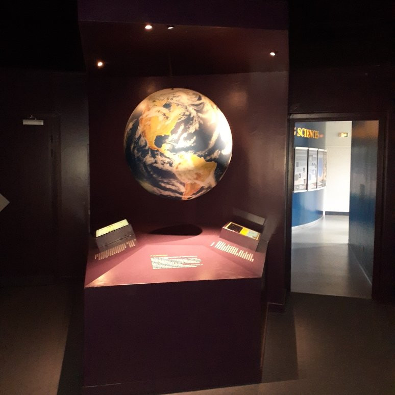 Planetarium Hubert Curien-第戎必去景点