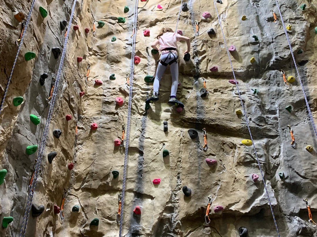 Ambleside Climbing Wall-安布赛德必去景点