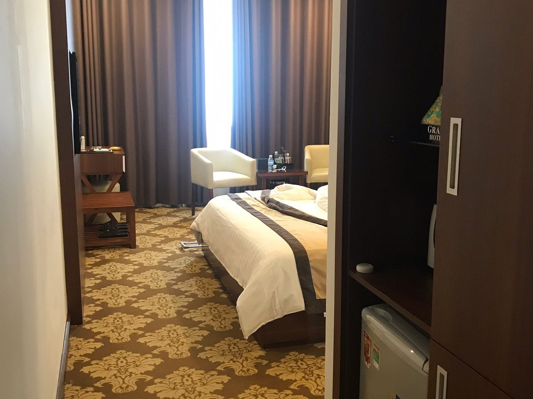 Grand Hotel主图