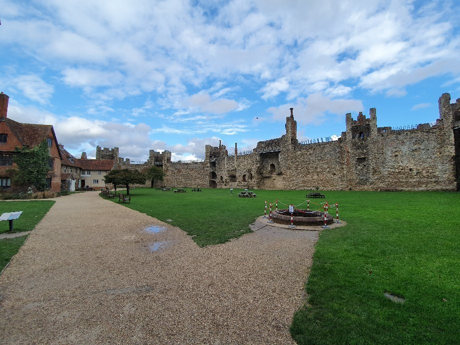 Framlingham Castle景点图片