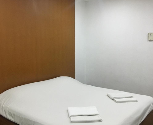 曼谷沃拉达宫酒店主图