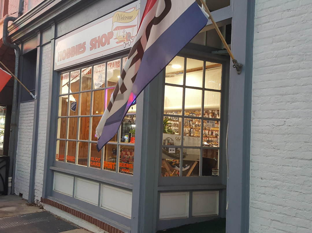 The Hobbies Shop-Charles Town必去景点