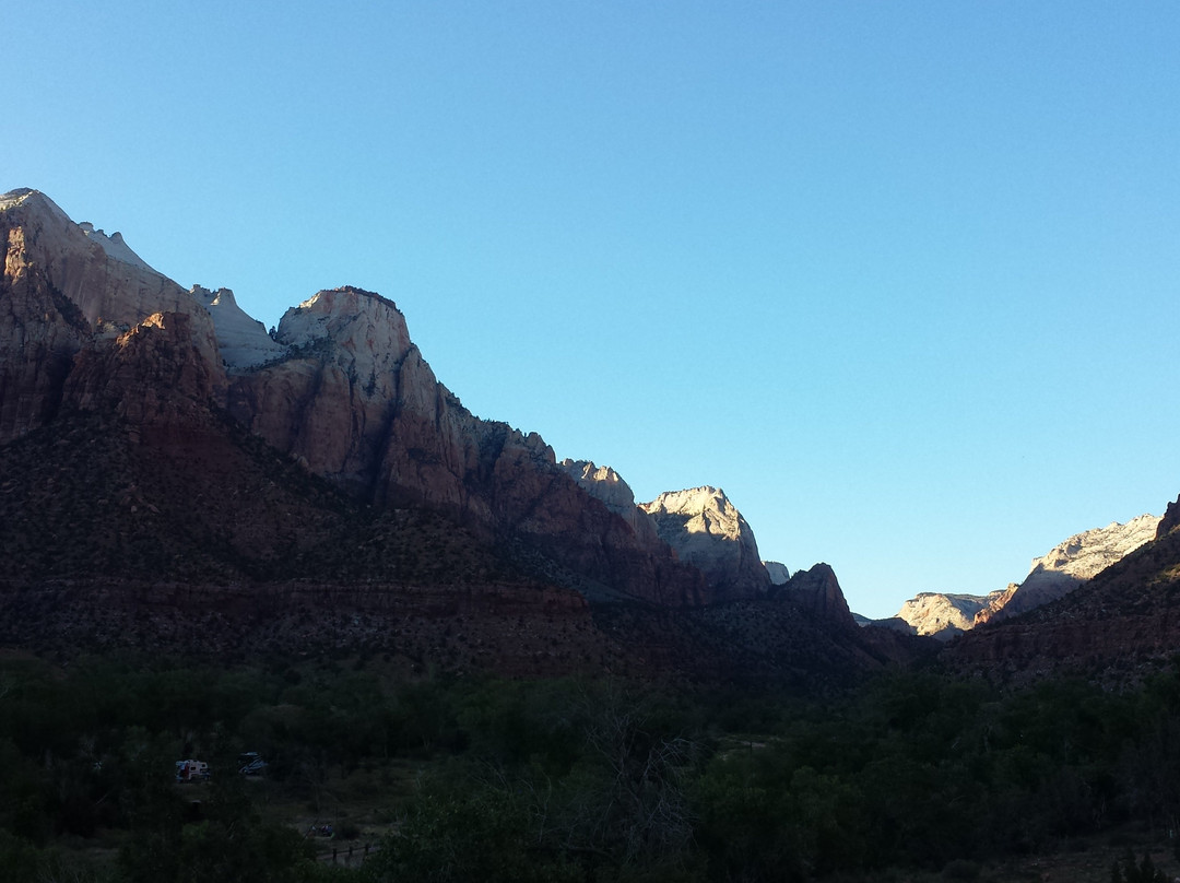 La Verkin Creek/Kolob Arch Trails-锡安国家公园必去景点