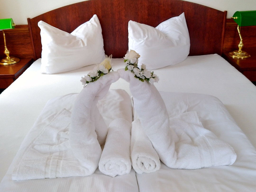 White Horse Hotel主图