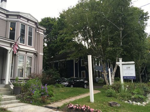 正常黑莓 B&B 民宿主图