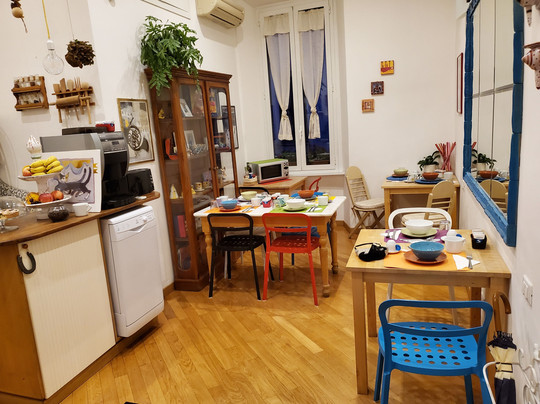 格里艺术家庭式酒店主图