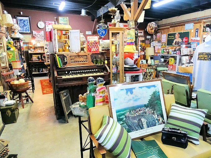 Cookeville Antique Mall景点图片