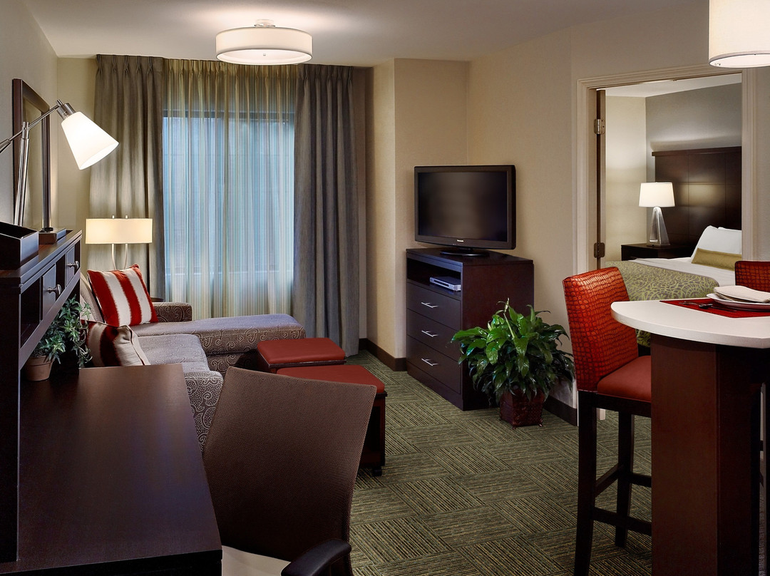 Staybridge Suites Pittsburgh-Cranberry Township by IHG主图