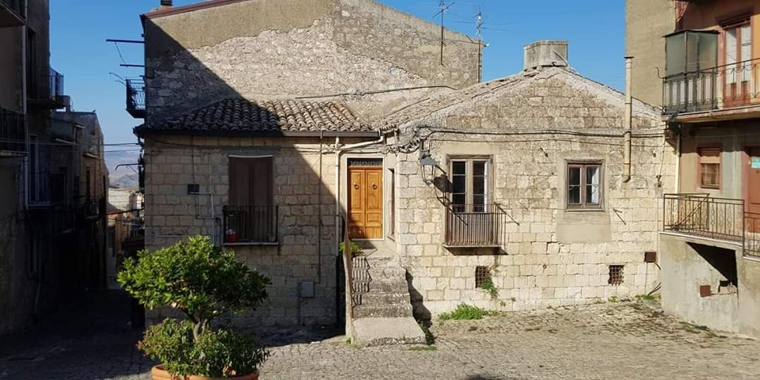Resuttano旅游景点-Chiesa Madre S.M.Maddalena
