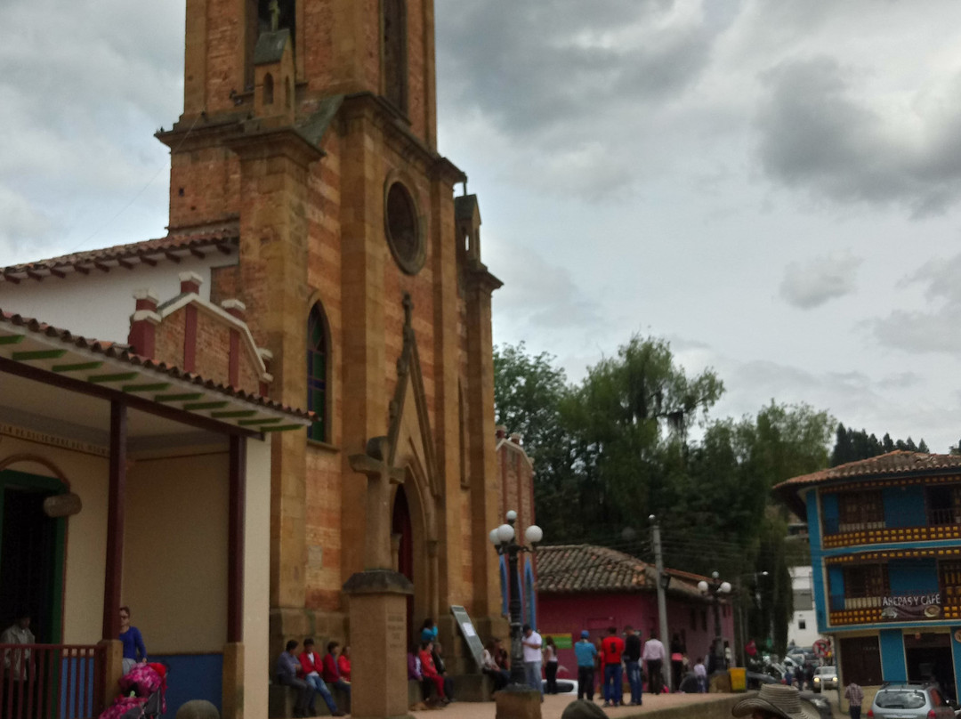 Iglesia De Raquira景点图片