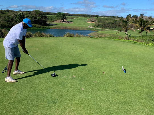 Luxury Golf Tours Downunder-丹娜努岛必去景点