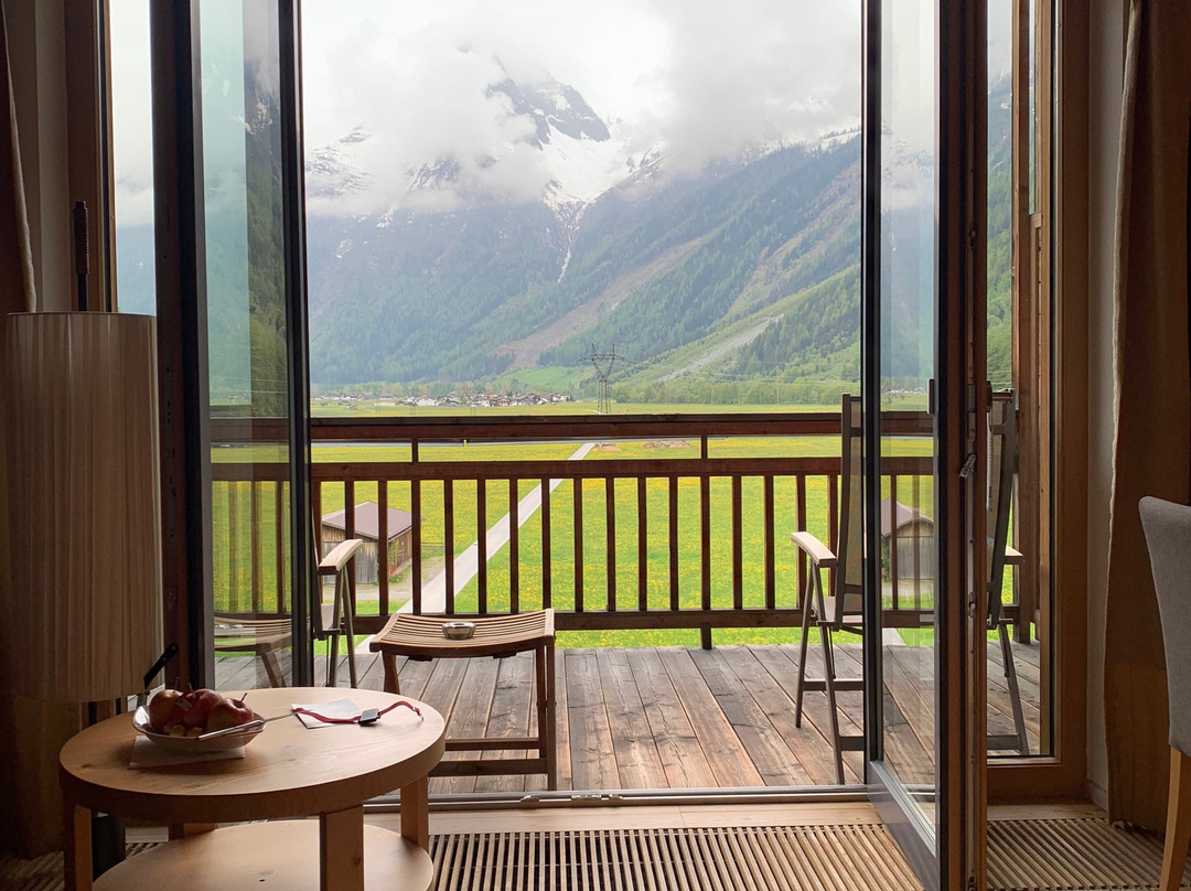 四星级水族圆顶高级酒店主图