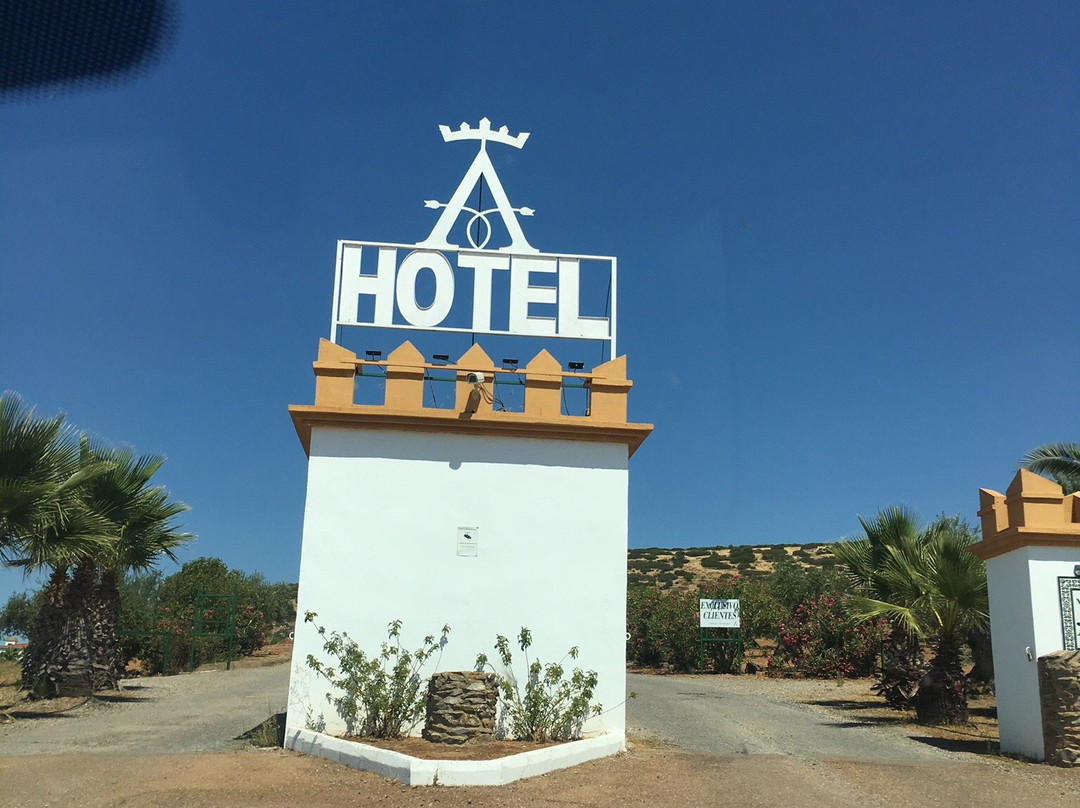 眺望塔酒店主图