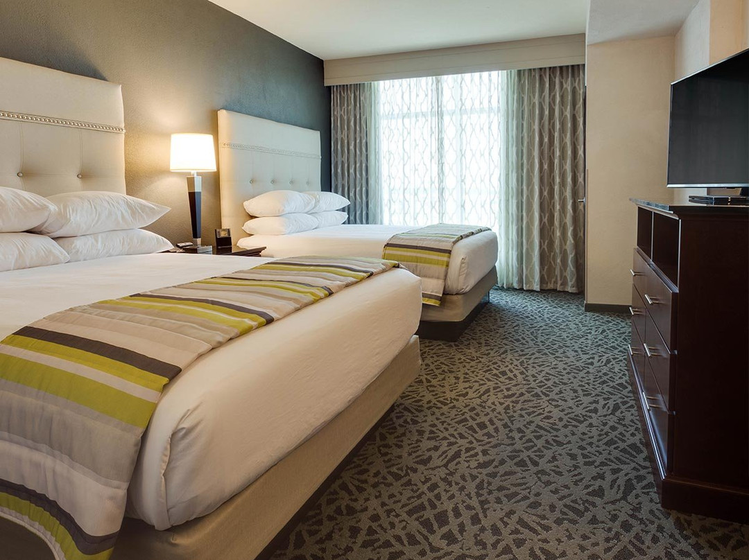 Drury Plaza Hotel Milwaukee Downtown主图