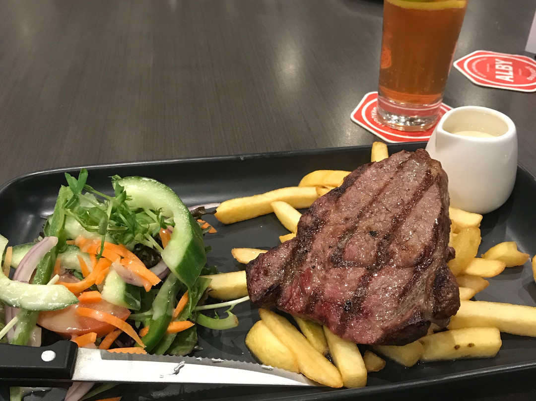 Beechboro餐馆和美食-Springs Tavern