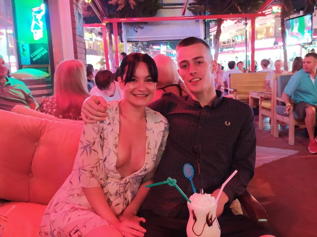 Efes Garden Cocktail Bar景点图片