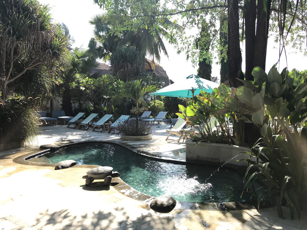 日出度假村主图