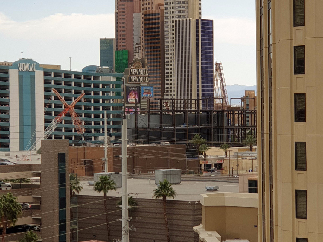 拉斯维加斯卡里奇豪斯酒店主图