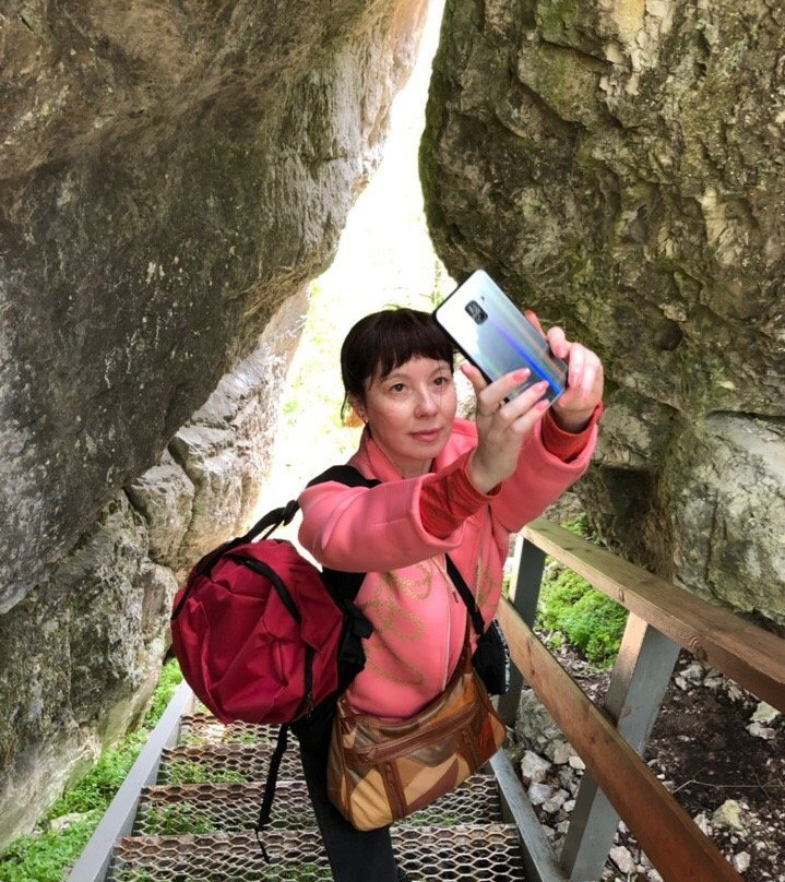 Kissing Cliffs-Bazhukovo必去景点