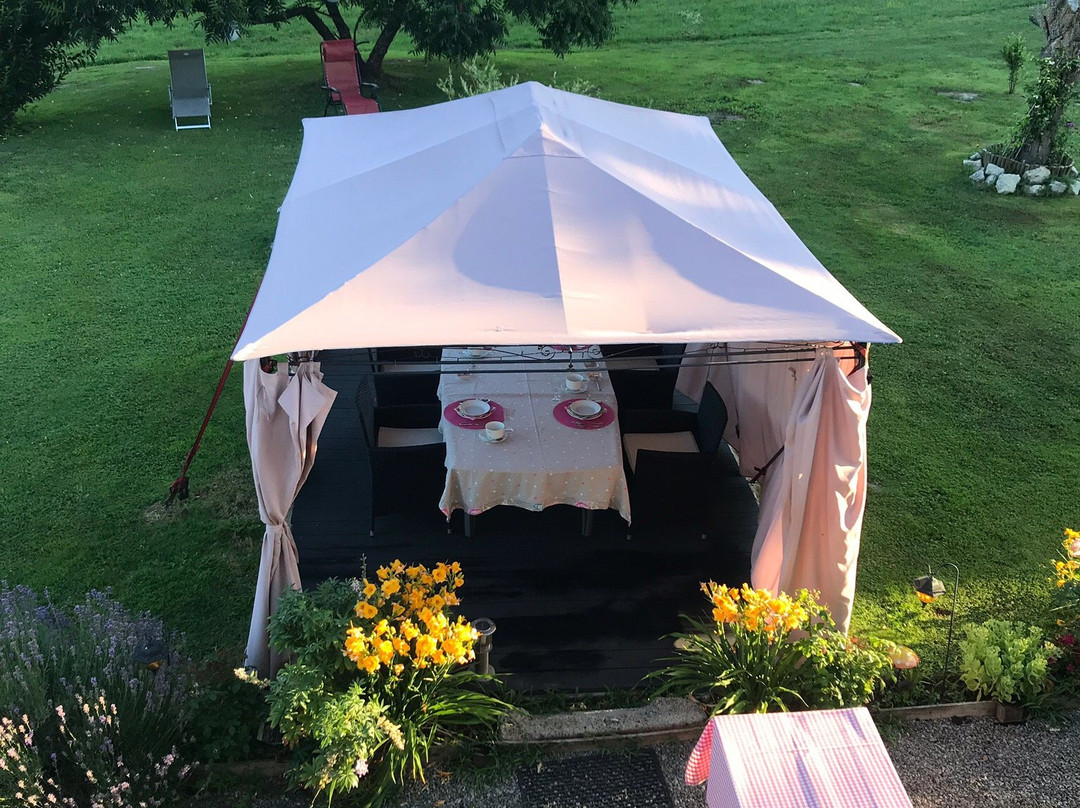 Les Eaux De La Petite Fontaine主图