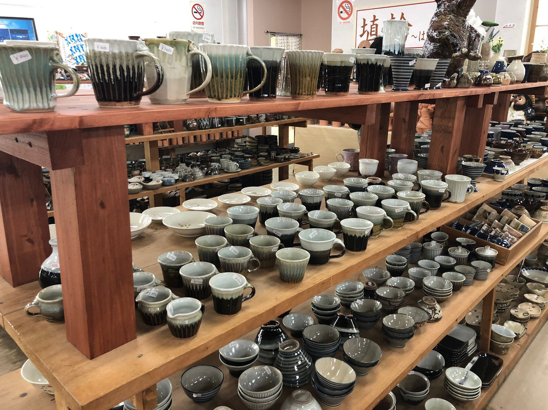 Mashiko Pottery Sales Center-益子町必去景点