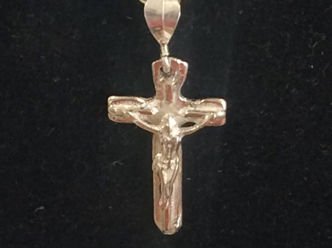 A Handmade Cross-Victoria必去景点