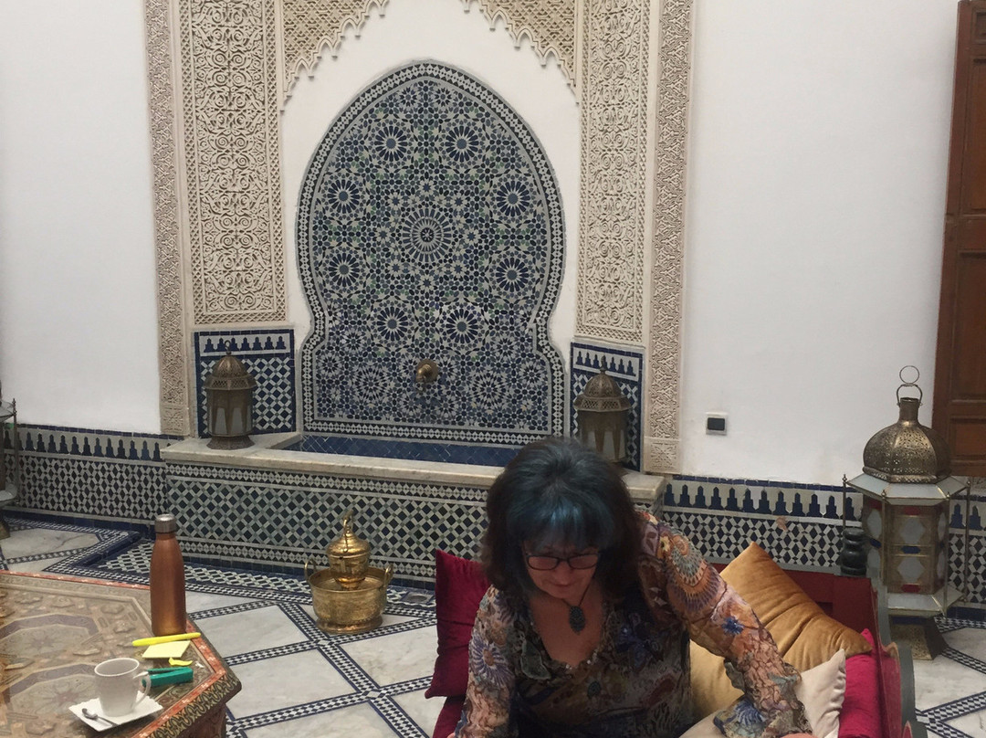 里亚德博斯坦酒店主图