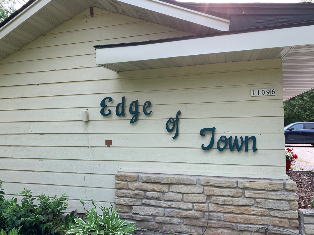 Edge of Town Motel, Sister Bay主图
