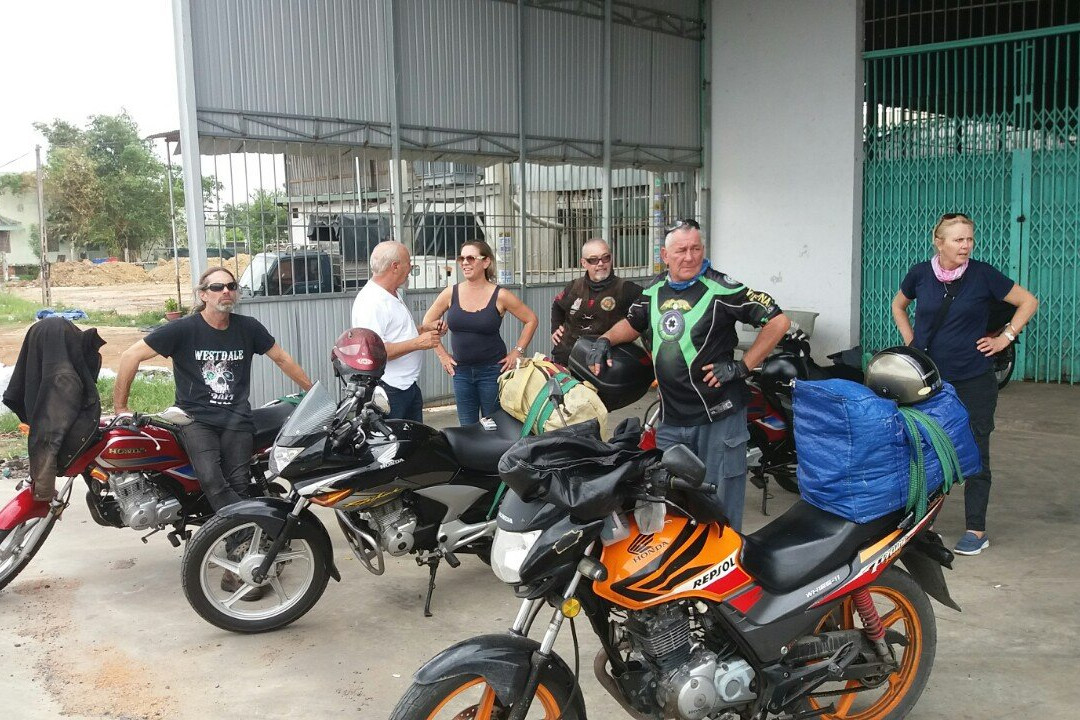 Wing-It Vietnam - Motorcycles tours-头顿必去景点
