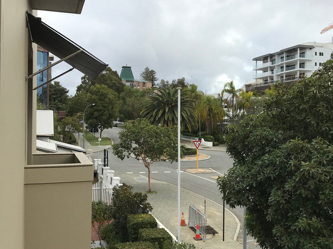 温德姆欧南珀斯酒店主图