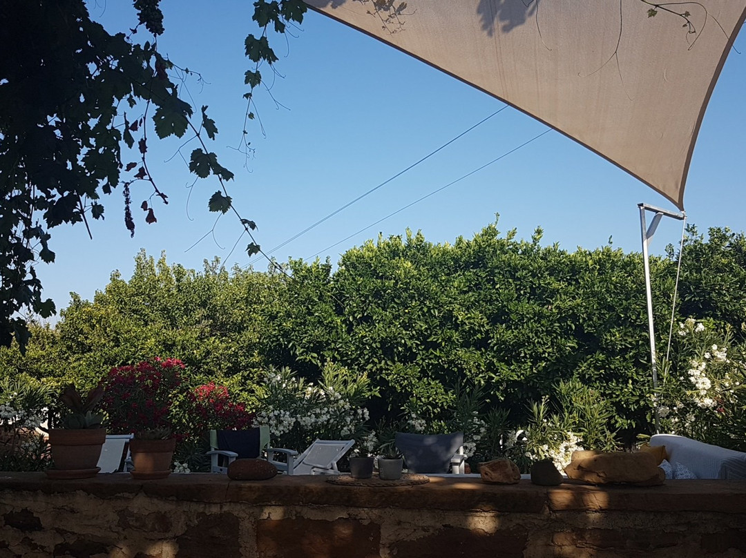 乌拉曼迪斯酒店主图