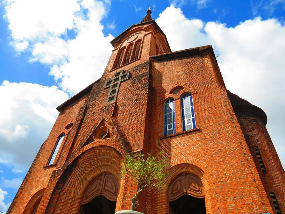 Igreja de Santa Isabel景点图片