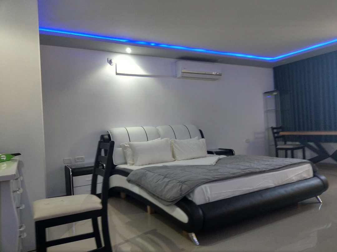 Spat Studio ApartHotel