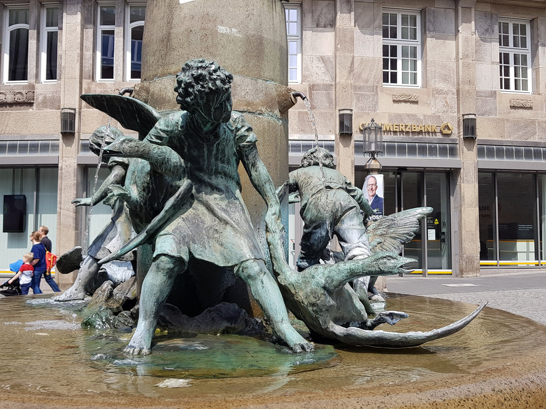 Martinsbrunnen-波恩必去景点