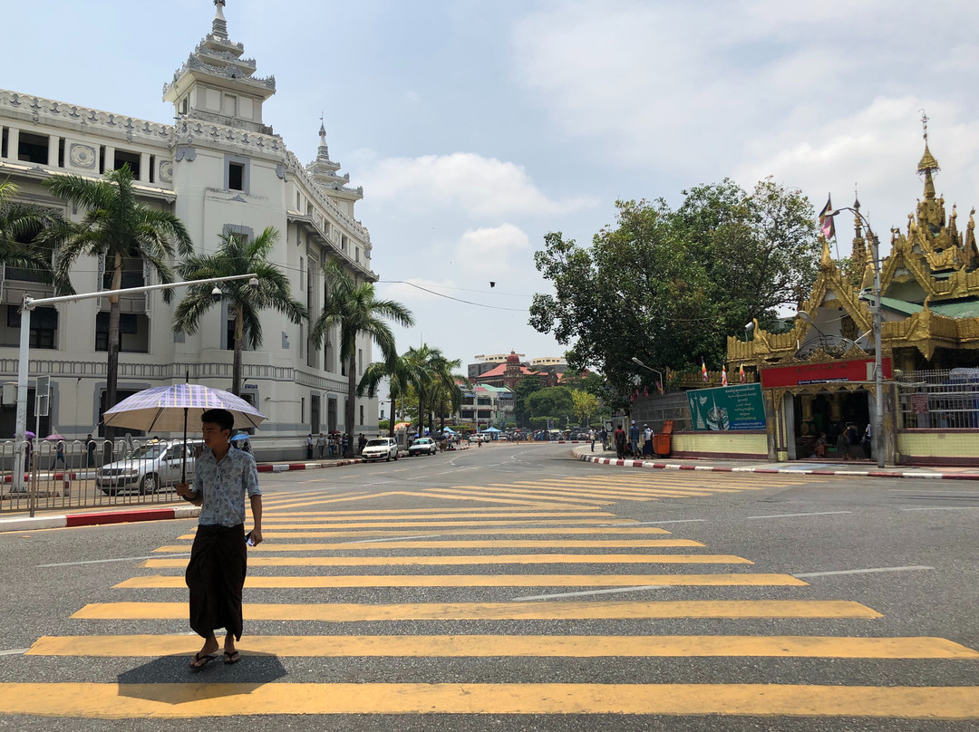 Yangon Walking Tours景点图片