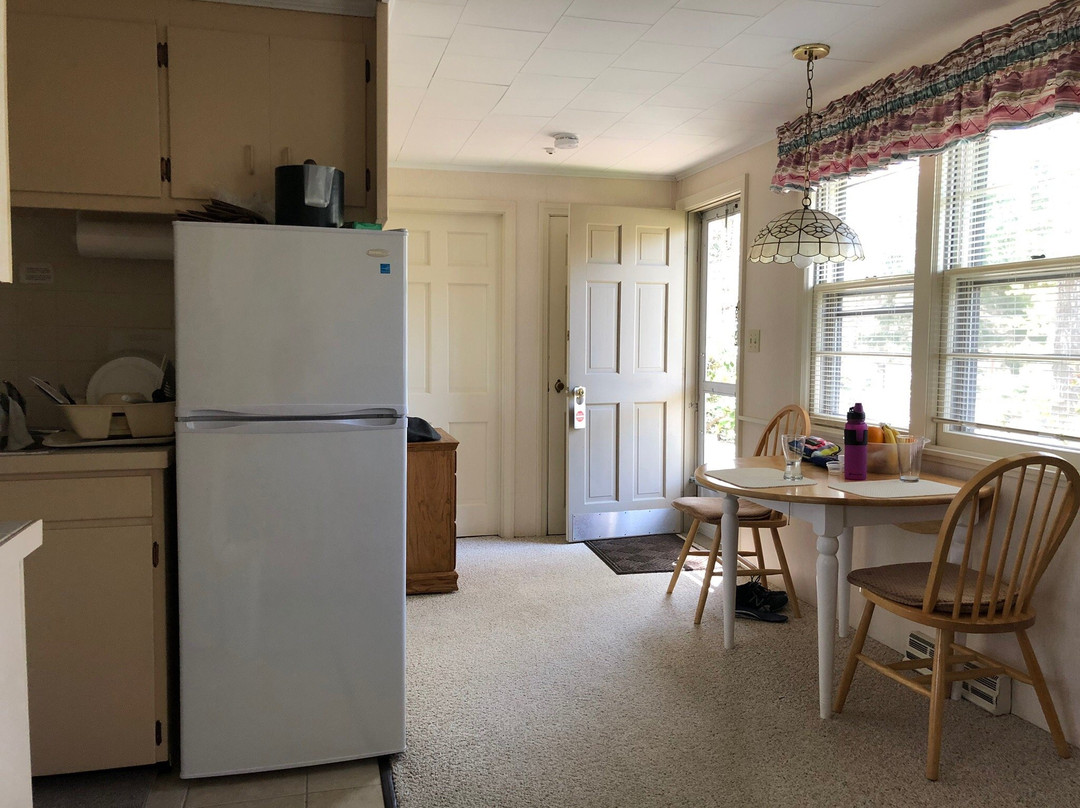 Midway Motel and Cottages主图