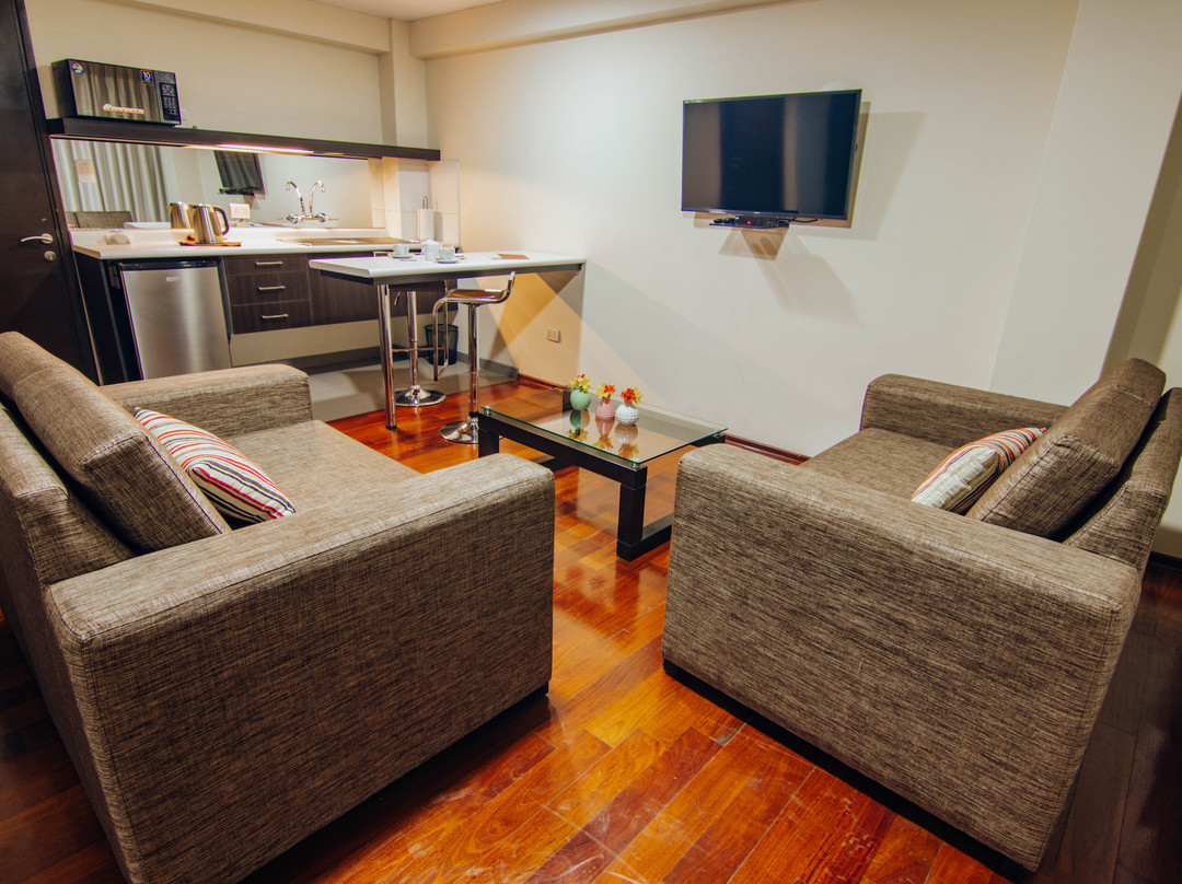 Group House Apart Hotel主图