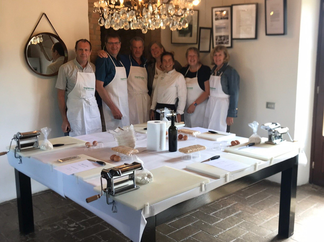 Sagraincasa Cooking Class景点图片