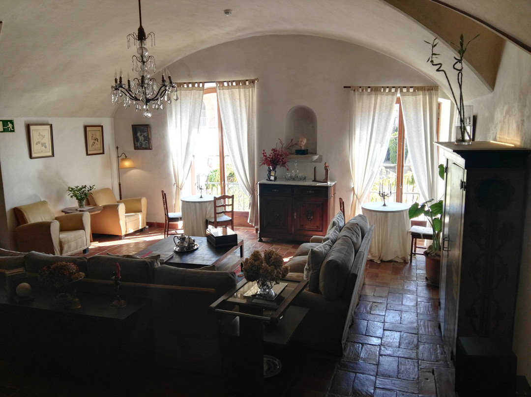 El Palauet de Monells主图